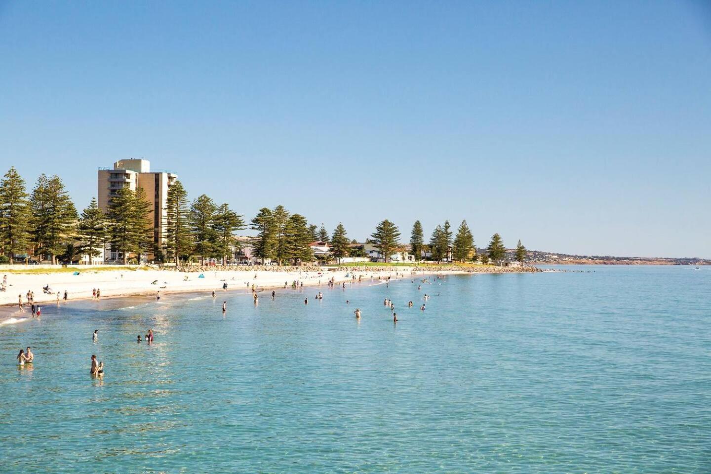 "Ocean Sunset" Glenelg Central Studios Экстерьер фото