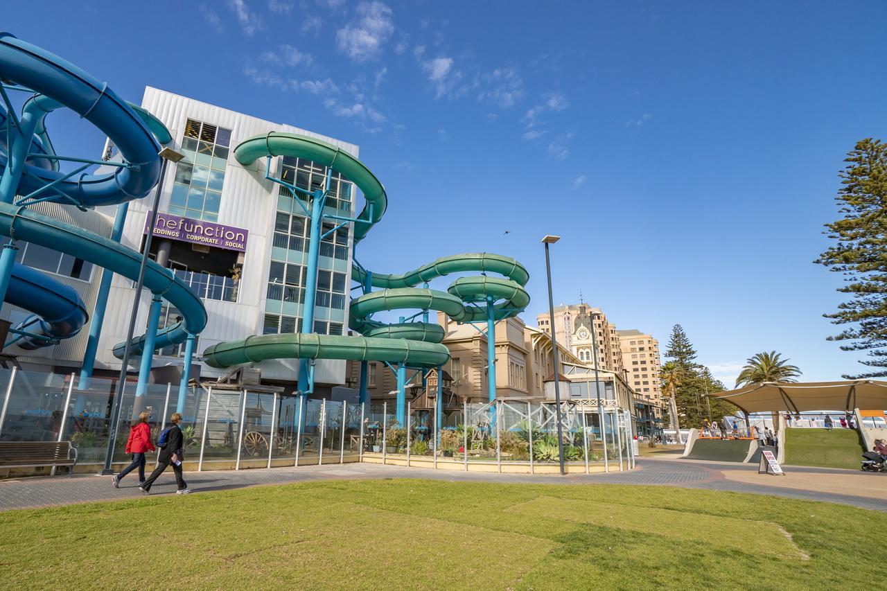 "Ocean Sunset" Glenelg Central Studios Экстерьер фото